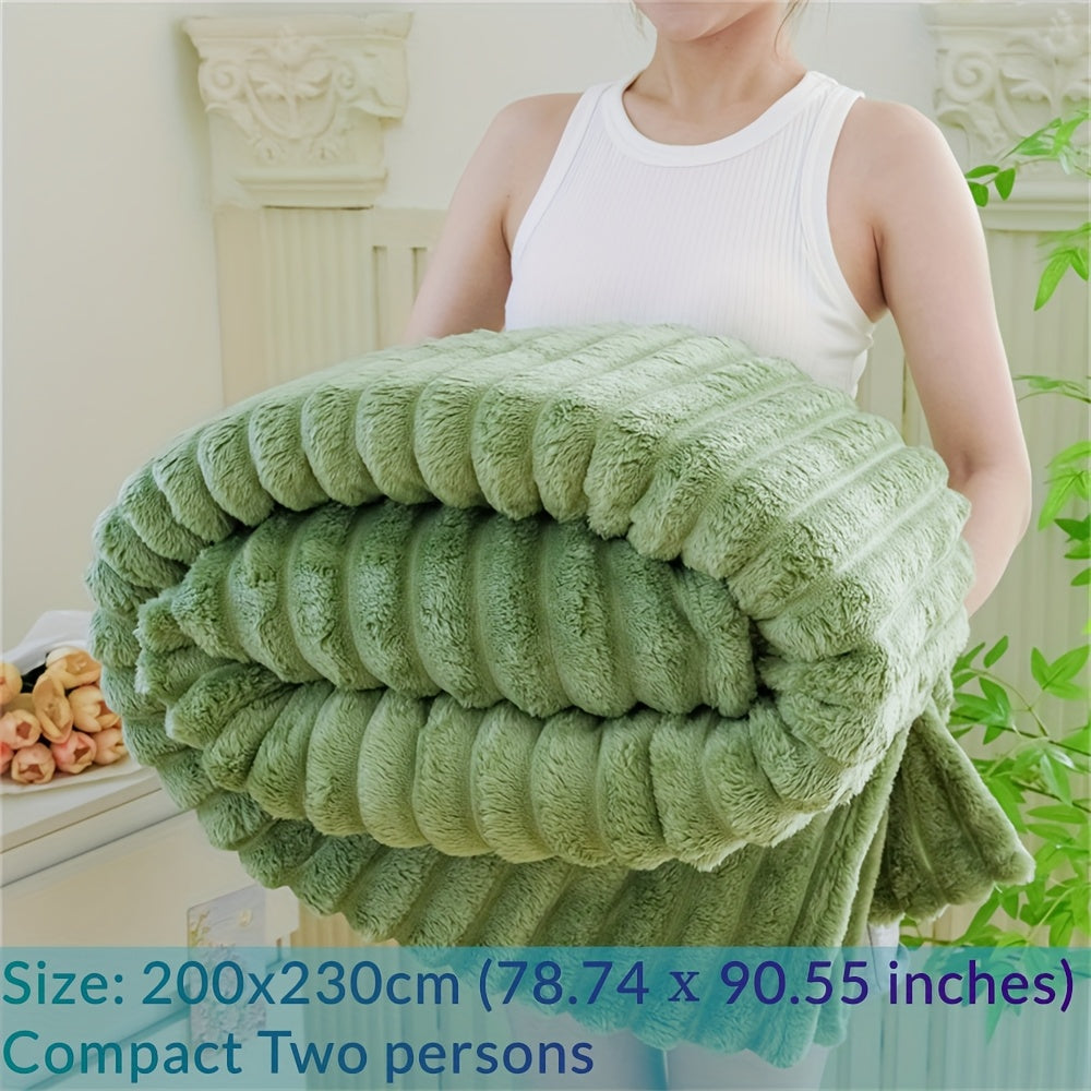 Luxury Faux Rabbit Fur Throw Blanket: Solid Colour Simple Style, Soft, Warm and Comfortable, Suitable for Sofa, Bed, Office and Travel, Multipurpose Gift