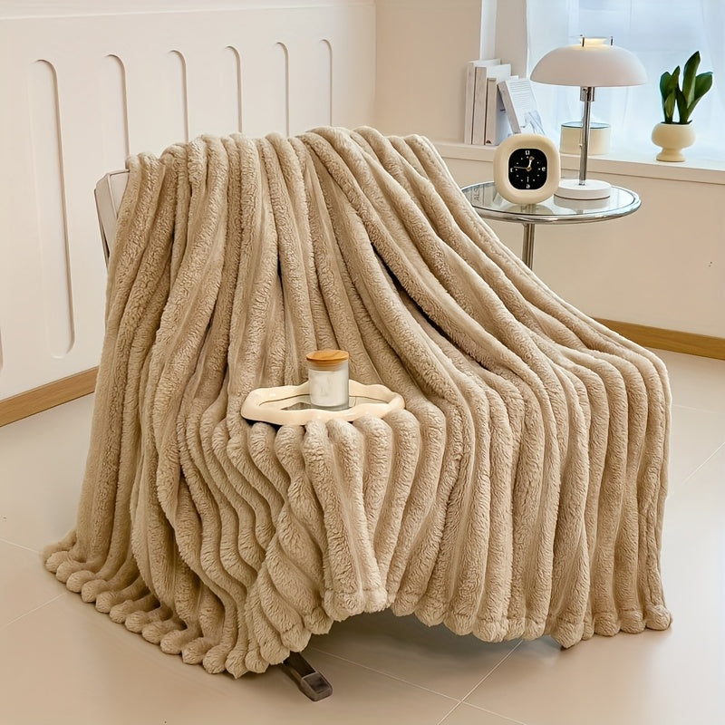 Luxury Faux Rabbit Fur Throw Blanket: Solid Colour Simple Style, Soft, Warm and Comfortable, Suitable for Sofa, Bed, Office and Travel, Multipurpose Gift