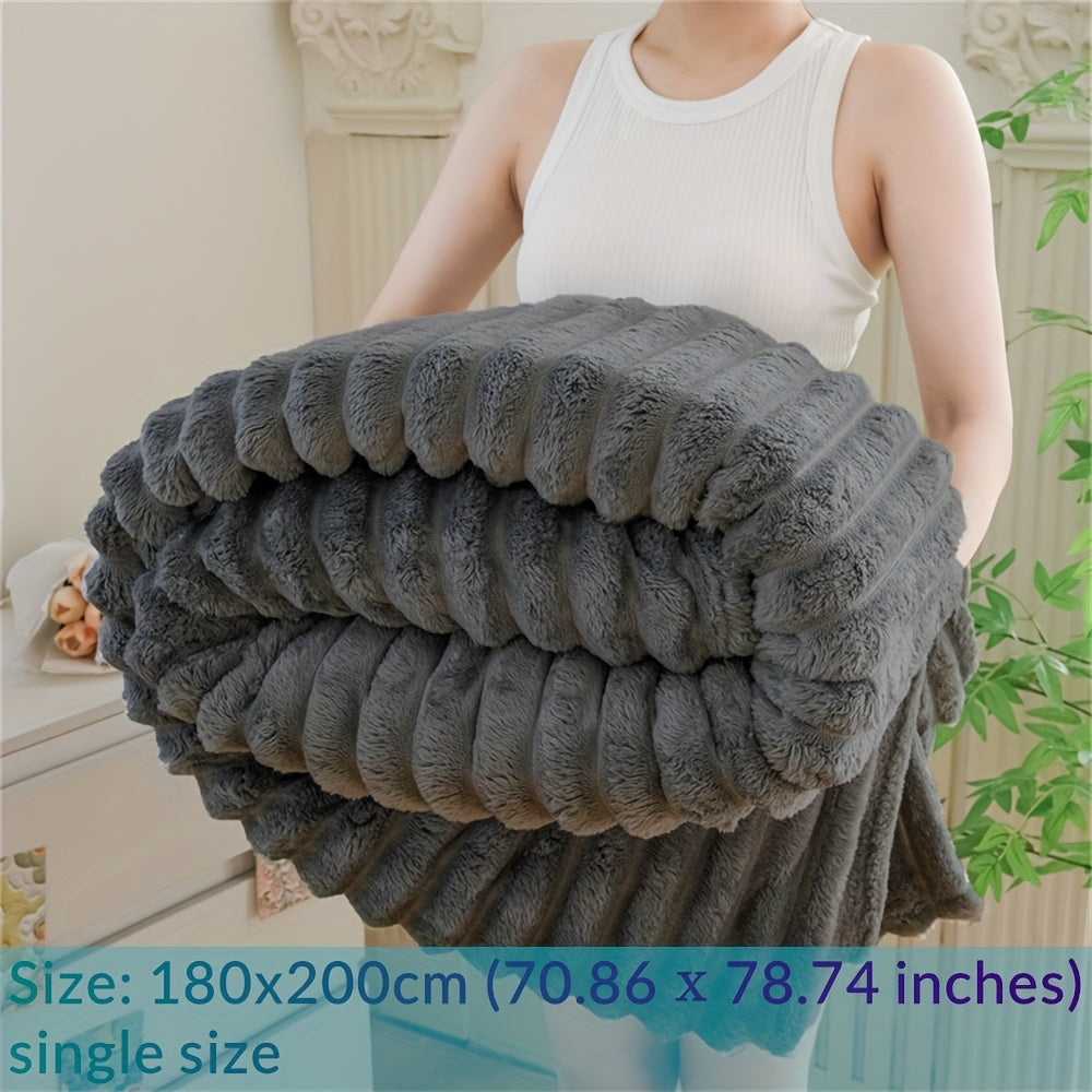 Luxury Faux Rabbit Fur Throw Blanket: Solid Colour Simple Style, Soft, Warm and Comfortable, Suitable for Sofa, Bed, Office and Travel, Multipurpose Gift