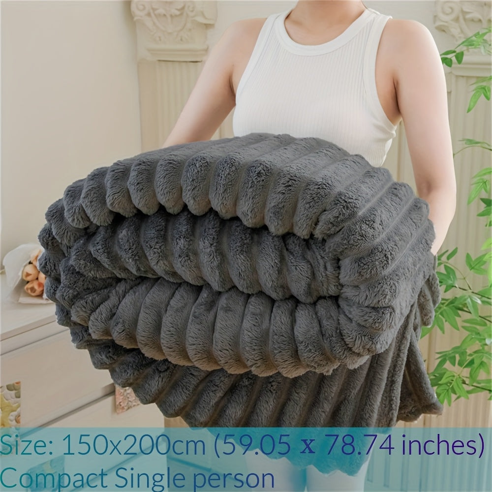 Luxury Faux Rabbit Fur Throw Blanket: Solid Colour Simple Style, Soft, Warm and Comfortable, Suitable for Sofa, Bed, Office and Travel, Multipurpose Gift