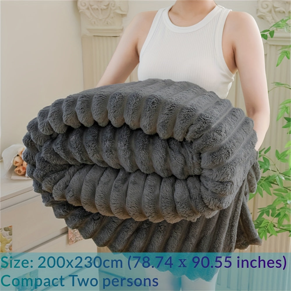 Luxury Faux Rabbit Fur Throw Blanket: Solid Colour Simple Style, Soft, Warm and Comfortable, Suitable for Sofa, Bed, Office and Travel, Multipurpose Gift