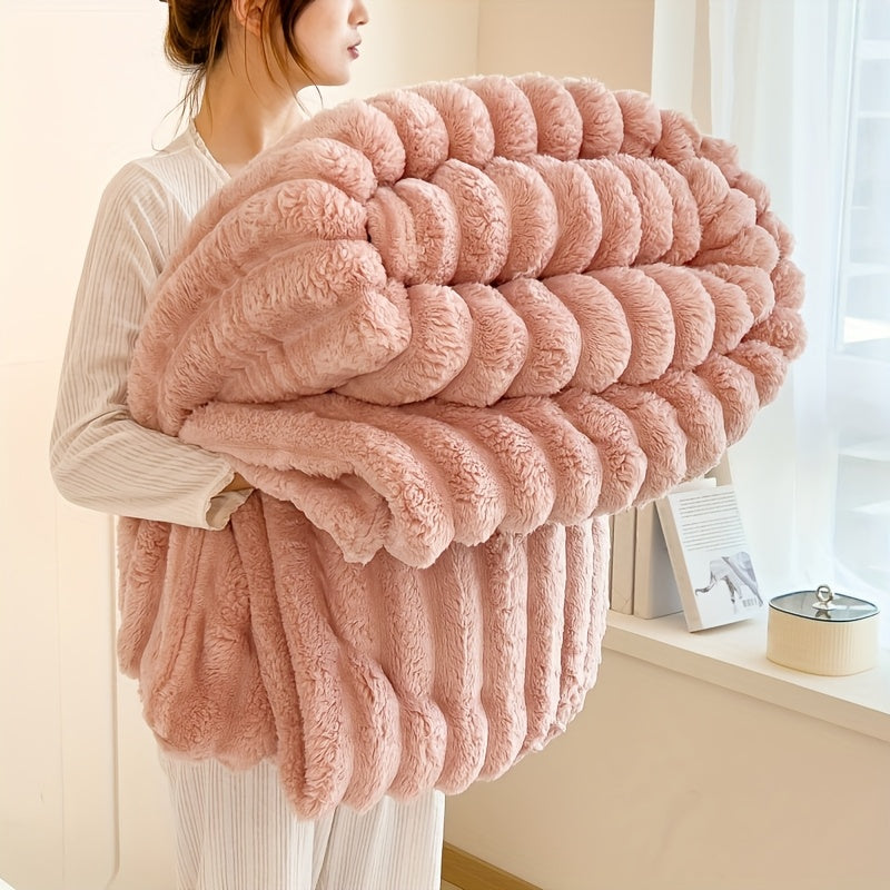 Luxury Faux Rabbit Fur Throw Blanket: Solid Colour Simple Style, Soft, Warm and Comfortable, Suitable for Sofa, Bed, Office and Travel, Multipurpose Gift