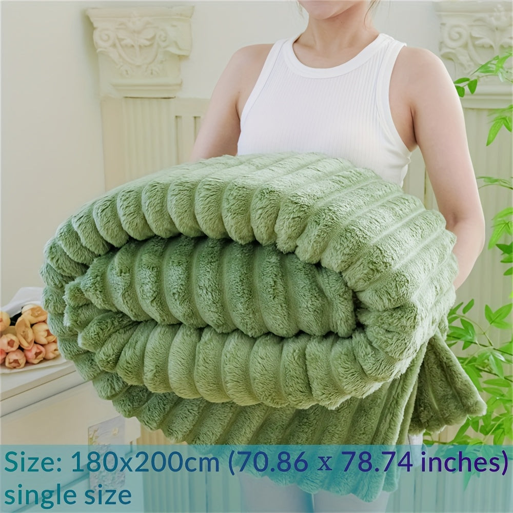 Luxury Faux Rabbit Fur Throw Blanket: Solid Colour Simple Style, Soft, Warm and Comfortable, Suitable for Sofa, Bed, Office and Travel, Multipurpose Gift