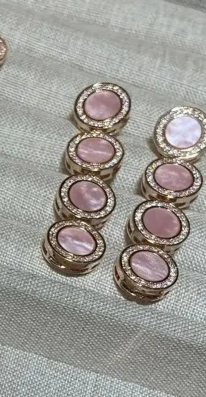 2026 New Fashion Jewelry Set, Natural Powder Shell Bracelet, Stud Earrings, Necklace, Light Luxury Accessories for Women