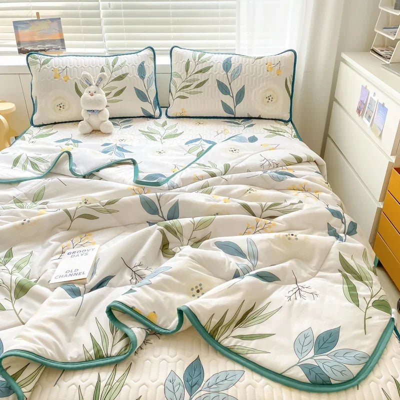 Cooling Summer Comforter Bedding Sets Double Sided Cool Feeling Fabric Duvet Summer Blanket Ice Silk Fitted Sheet and Pillowcase