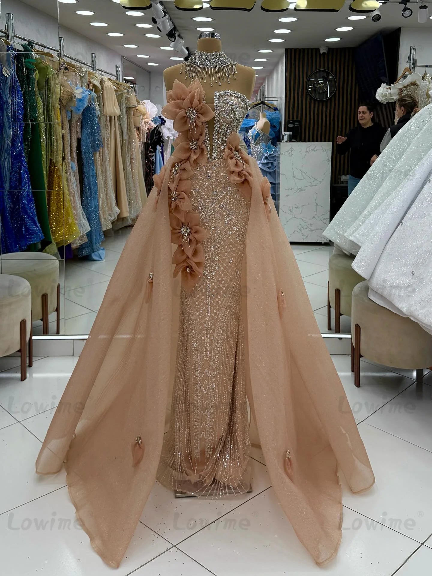 High Fashion Women Evening Dresses with Overskirt Customized Crystal Flowers Long Prom Dresses Arabic Wedding Party Gowns 2026