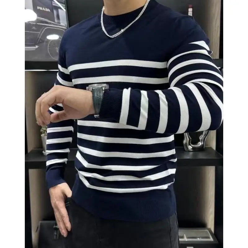 Men's Long Sleeved T-shirt with Fashionable Stripes and Round Neck Versatile and Slim Fit Handsome Top