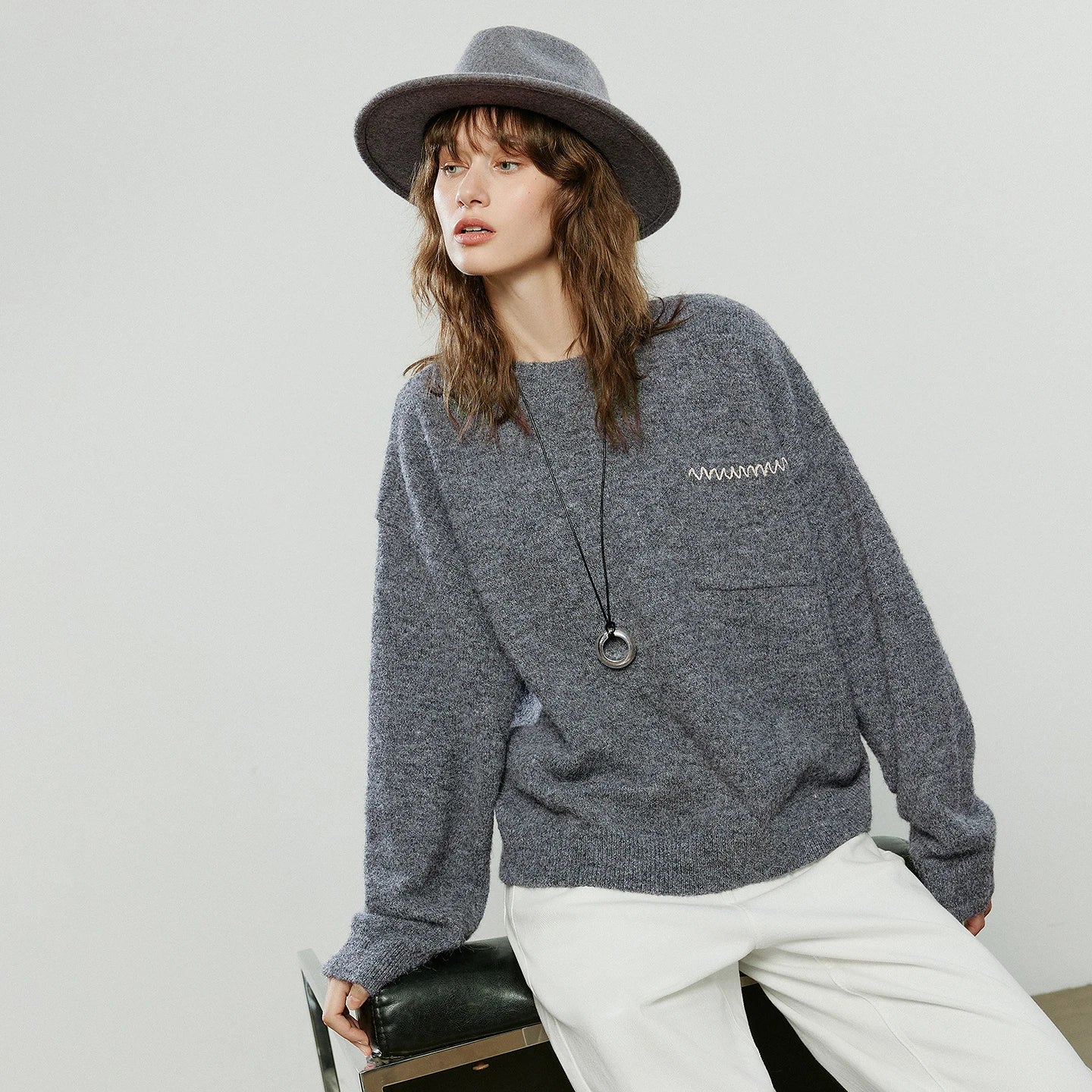 TOYOUTH Women Sweaters 2025 Winter New Crew-neck Loose Drop-shoulder Warm Knitted Tops