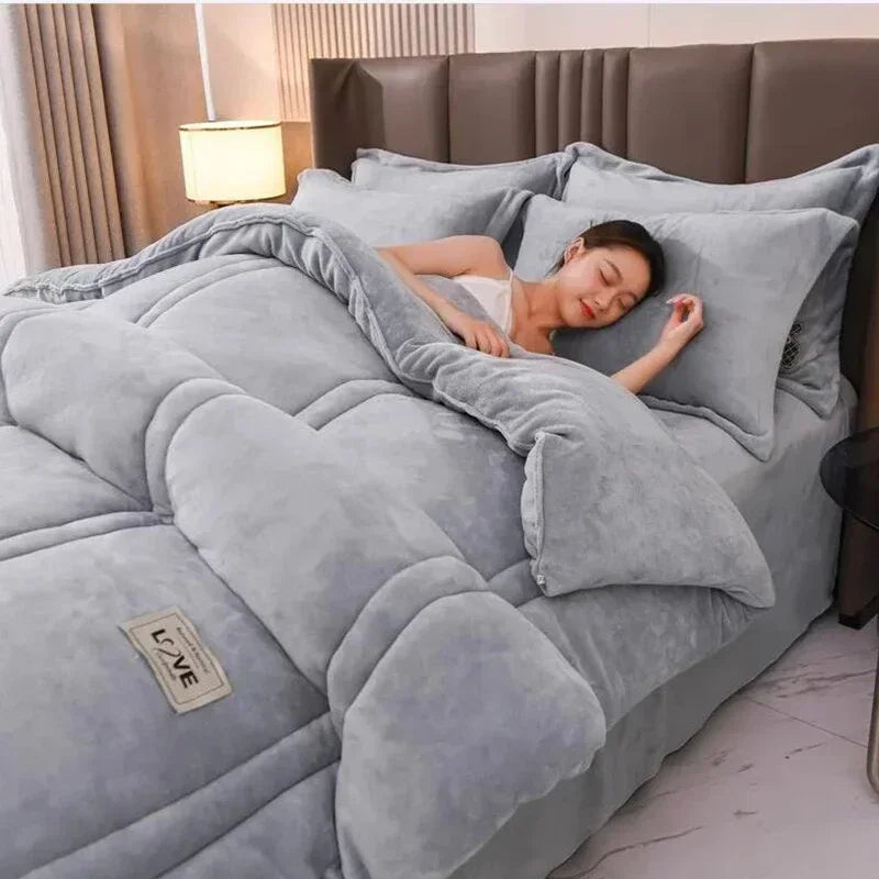 Thermal Winter Lamb Velvet Quilt Thick Flannel and Lamb Double-faced Velvet Wool Blankets Quilts Thick, warm and comfortable