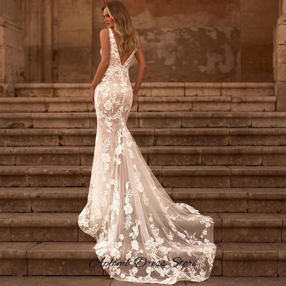 Fashion Deep V-neck Sleeveless Customized Robe de mariée Exquisite Appliques Tulle Wedding Dress Elegant Mermaid Bridal Gowns