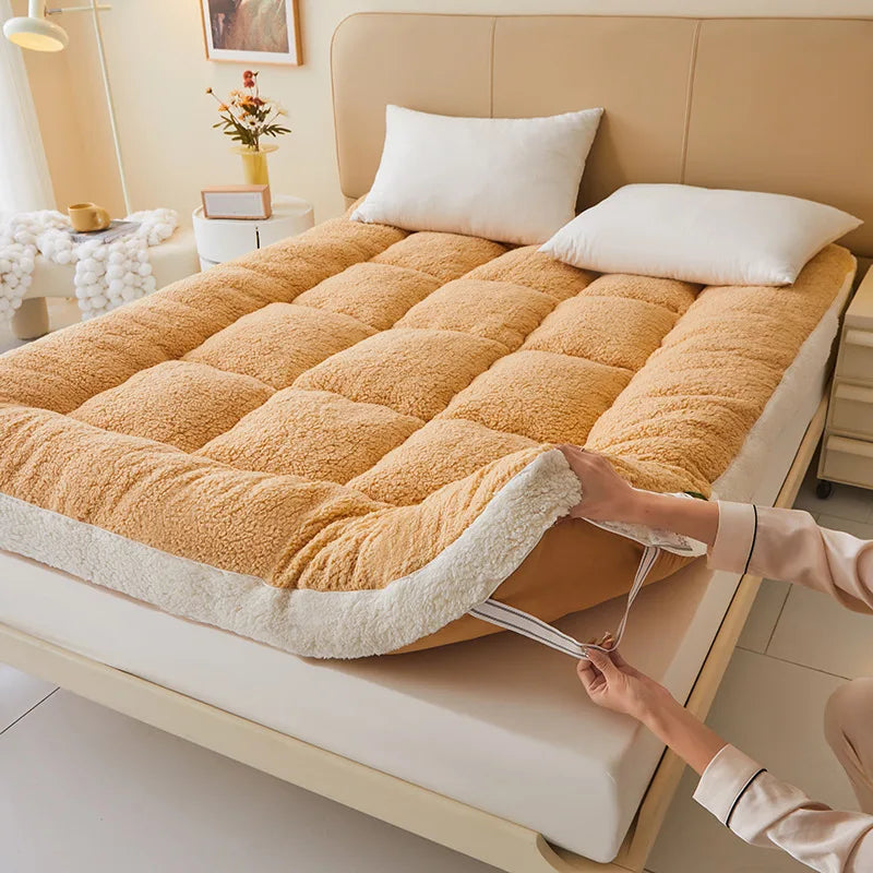 Exquisite Classic Lamb fleece mattress soft cushion milk fleece mattress mattress household autumn and winter mattress thickened