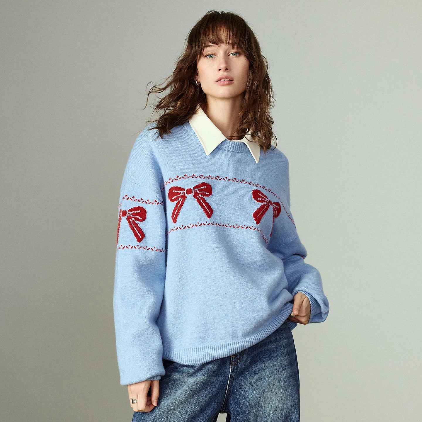 TOYOUTH Women Sweaters 2025 Winter New Bow Jacquard Retro Age-reducing Crew-neck Slightly Loose Warm Tops