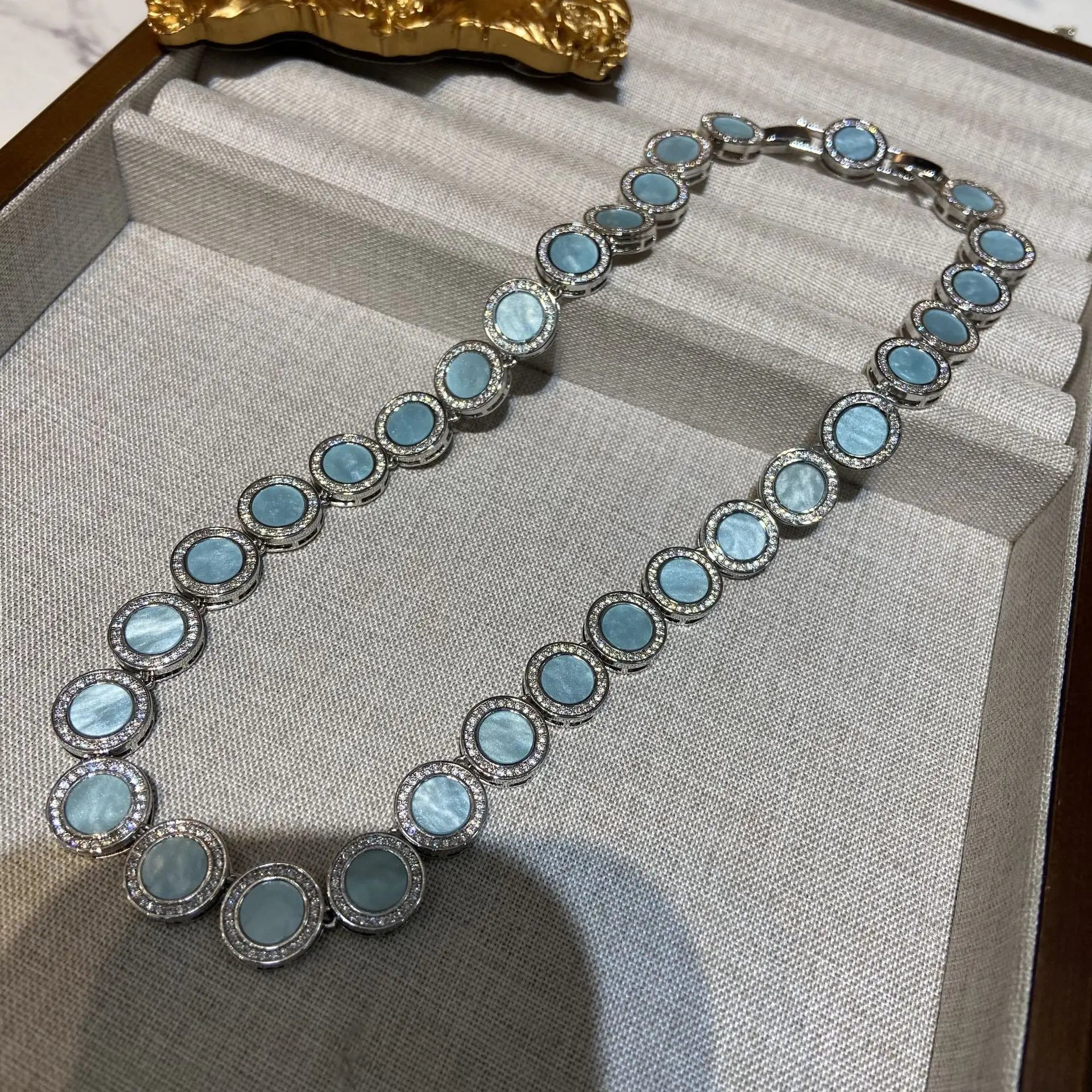 2026 New Fashion Jewelry Set, Natural Powder Shell Bracelet, Stud Earrings, Necklace, Light Luxury Accessories for Women