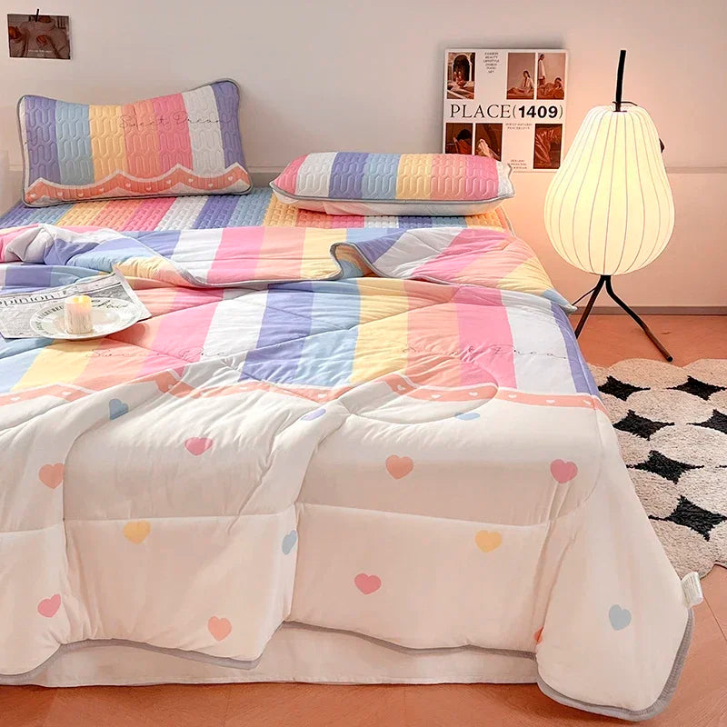 Cooling Summer Comforter Bedding Sets Double Sided Cool Feeling Fabric Duvet Summer Blanket Ice Silk Fitted Sheet and Pillowcase