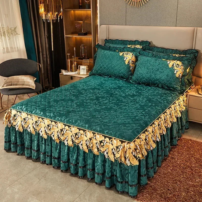 Plush Winter Warm Bedspread on The Bed Thickened Bed Skirt-style Embroidery Cotton Quilt Bedding Cover Pillowcases