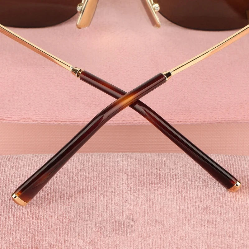 New Oval Rimless Sunglasses For Women Brand Desinger Fashion Ladies Small Eyeglasses Girls Travel Driving Goggles SUN GLASSES