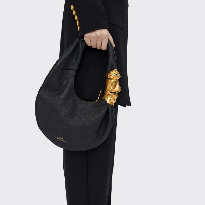 Designer Luxury Soufflé Bag Women Black Grained Leather Face Hardware Half Moon Handbag Fashion Chic Trend High End Shoulder Bag