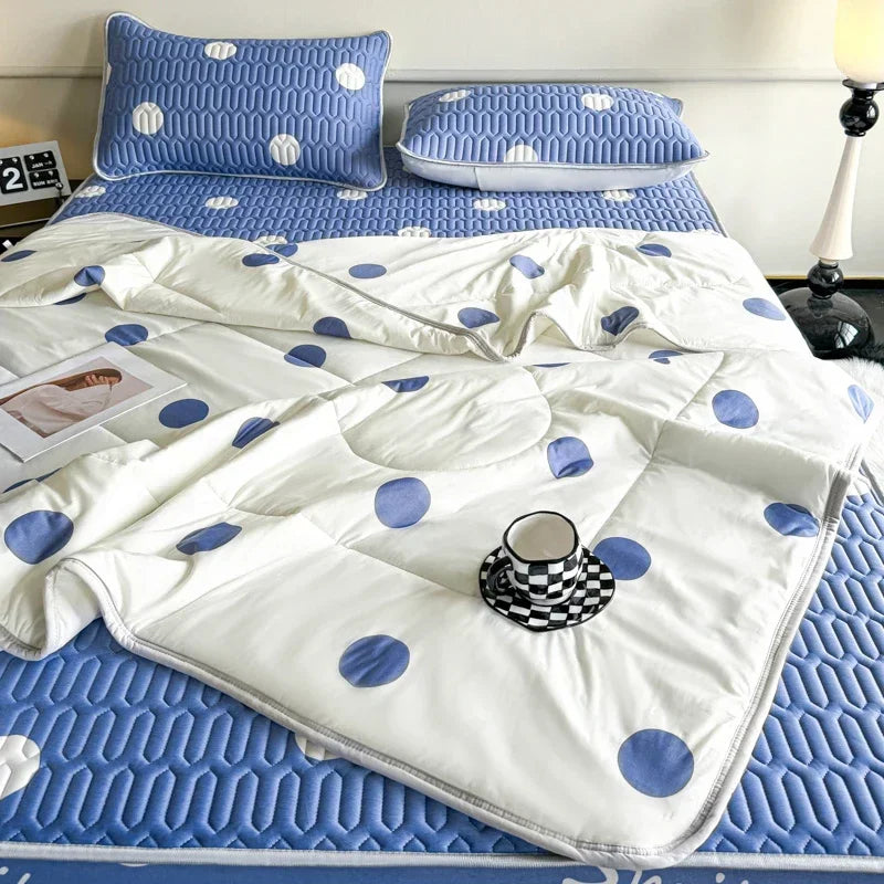 Cooling Summer Comforter Bedding Sets Double Sided Cool Feeling Fabric Duvet Summer Blanket Ice Silk Fitted Sheet and Pillowcase