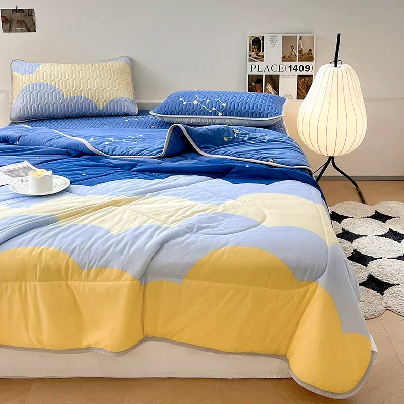 Cooling Summer Comforter Bedding Sets Double Sided Cool Feeling Fabric Duvet Summer Blanket Ice Silk Fitted Sheet and Pillowcase