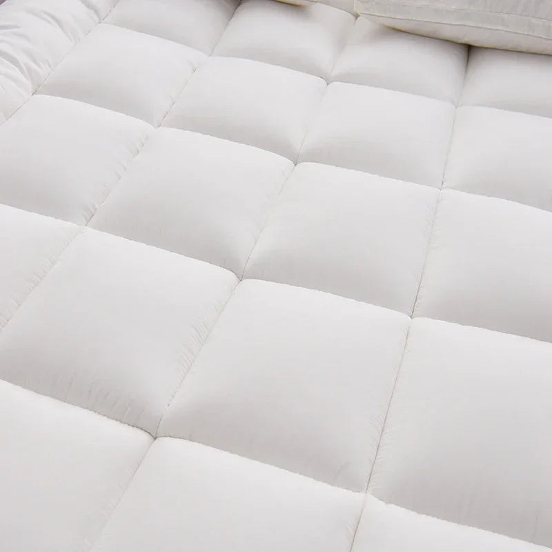 Four Season Can Be Used Queen Mattress Pad Soft Thicken Quilted Mattress Toppers Living Room or Car Sleeping Mats Field Camp Mat