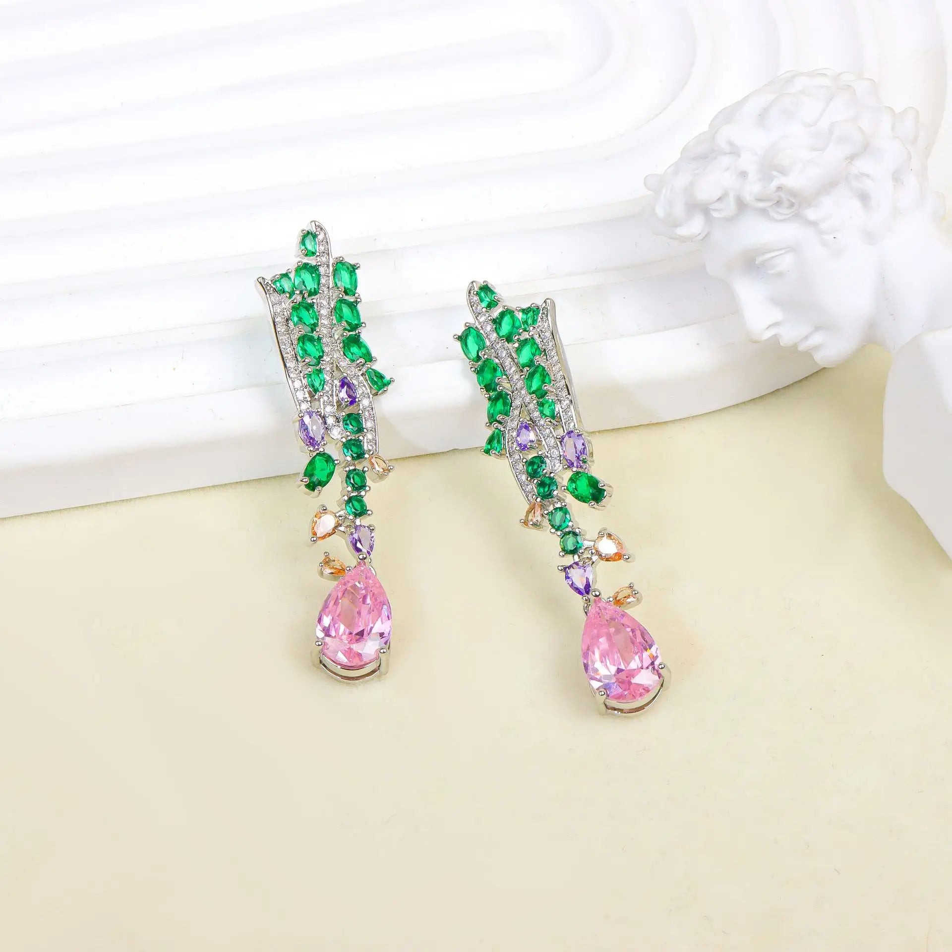 Delicate Crystal Beaded Necklace Earrings Bracelet Gift Set, High-End Fashion Jewelry Collection for Women,work to dinner piece