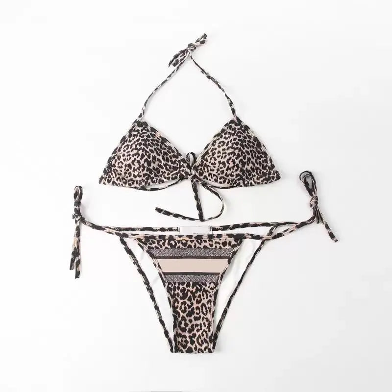 2025 Summer New Women's Outdoor Beach Swimsuit Sexy Hanging Neck Strap Split Bikini
