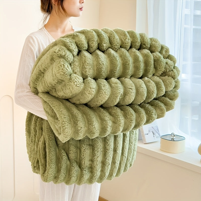 Luxury Faux Rabbit Fur Throw Blanket: Solid Colour Simple Style, Soft, Warm and Comfortable, Suitable for Sofa, Bed, Office and Travel, Multipurpose Gift